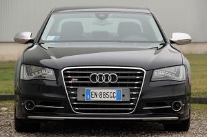 Audi S8 2012 года  (WW)